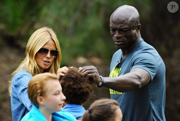 Seal et Heidi Klum assitent à un match de football de leurs enfants à Los Angeles Le 07 février 2015