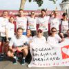 Pauline Lefèvre et Natasha Andrews lors des 10 km L'Equipe sous les couleurs de Mécénat Chirurgie Cardiaque à Paris le 14 juin 2015