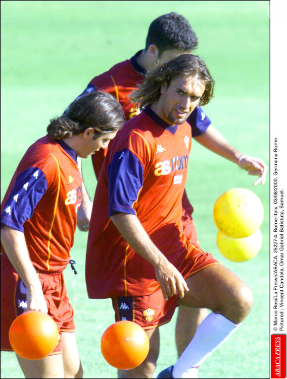 Gabriele Batistuta le 23 avril 2001 à Rome. 