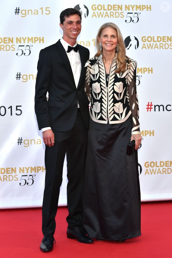 Lindsay Wagner (Super Jaimie) et son fils Alex - Cérémonie des Golden Nymph Awards lors du 55ème Festival de Télévision de Monte Carlo le 18 juin 2015. 