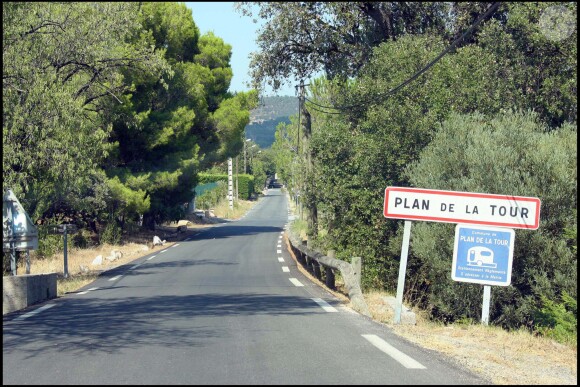 Le village de Plan de la Tour dans le Var, où se trouve la future ancienne propriété de Johnny Depp. Elle est en vente pour 23 millions de dollars. (photos datants de juillet 2007)