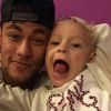Neymar et son fils Davi Lucca au Brésil - juin 2015.