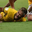  La blessure de Neymar (FC Barcelone) lors du match Br&eacute;sil-Colombie &agrave; Fortaleza, le 4 juillet 2014. Il souffre d'une fracture d'une vert&egrave;bre le privant du reste de la Coupe du monde.&nbsp; 