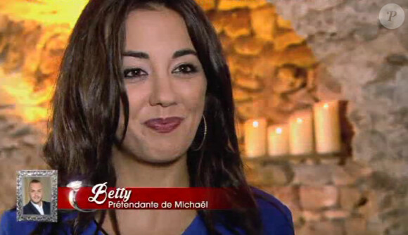 Betty, dans Qui veut épouser mon fils ? saison 4 sur TF1, le vendredi 26 juin 2015.
