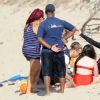 Mariah Carey à la plage avec ses jumeaux Moroccan et Monroe, en Italie, Sardaigne, le 22 juin 2015 