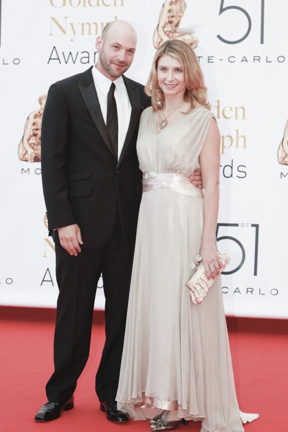 Corey Stoll et son épouse Nadia Bowers lors du Festival de télévision de Monte-Carlo le 10 juin 2011 à Monaco