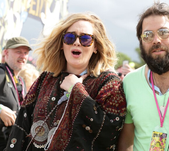 Adele et son compagnon Simon Konecki au Glastonbury Festival, le 27 juin 2015