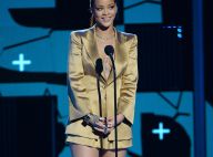 BET Awards 2015 : Rihanna sexy face au triomphant Chris Brown