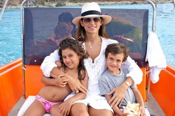Maud Versini et ses enfants Adrian et Sofia - Photo postée sur Twitter, mai 2013