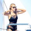 Paris Hilton en vacances à Formentera, le 9 juin 2015.