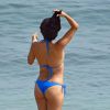 Eva Longoria profite de la plage pendant ses vacances à Marbella, le 3 juillet 2015.