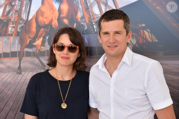 Exclusif - Marion Cotillard et son compagnon Guillaume Canet - People lors du Longines Paris Eiffel Jumping au Champ-de-Mars à Paris, le 4 juillet 2015.