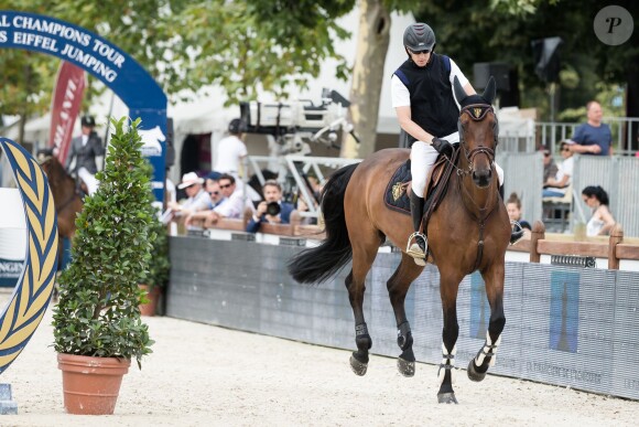 Guillaume Canet sur Sweet Boy d'Alpa finit 6ème dans le prix Laiterie de Montaigu - Longines Paris Eiffel Jumping au Champ-de-Mars à Paris, le 4 juillet 2015.