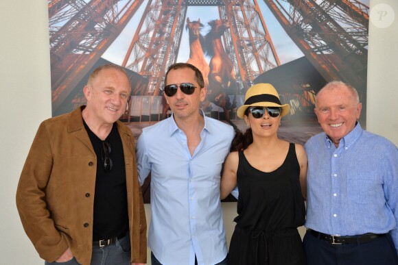 Exclusif - François Henri Pinault, Gad Elmaleh, Salma Hayek, François Pinault et guest - People lors du Longines Paris Eiffel Jumping au Champ-de-Mars à Paris, le 4 juillet 2015.