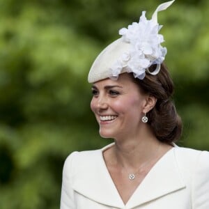 Catherine Kate Middleton, la duchesse de Cambridge lors du baptême de la princesse Charlotte en l'église Saint Mary Magdalene de Sandringham, le 5 juillet 2015