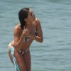 Eva Longoria profite de la plage avec ses soeurs lors de ses vacances à Marbella. Le 5 juillet2015 Actress Eva Longoria on holidays in Marbella, on Sunday 5th July, 201505/07/2015 - Marbella