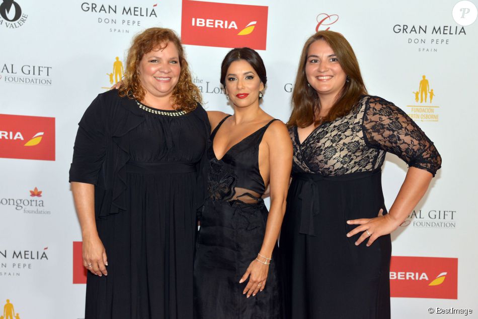 1874060 Eva Longoria Et Ses Soeurs Esmeralda 950x0 1 