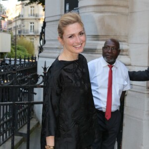 Julie Gayet  à la soirée "Vogue Paris Foundation Gala" au palais Galliera à Paris, le 6 juillet 2015.