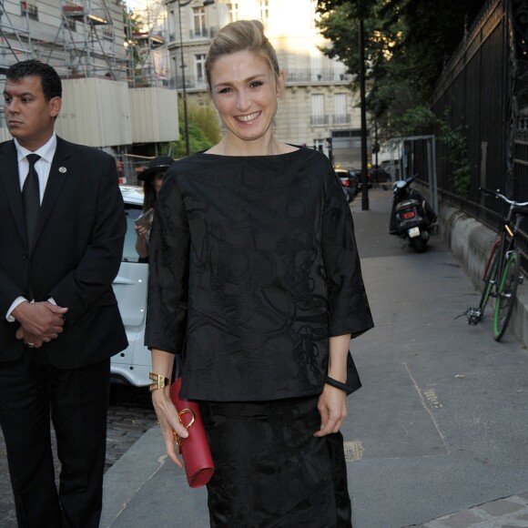 Julie Gayet  à la soirée "Vogue Paris Foundation Gala" au palais Galliera à Paris, le 6 juillet 2015.