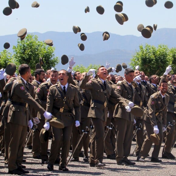 Le roi Felipe VI à la cérémonie officielle de remise de diplômes à l'académie militaire de Talarn le 10 juillet 2015.