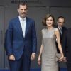La reine Letizia et le roi Felipe VI d'Espagne prenaient part le 9 juillet 2015 à la célébration des 25 ans de la chaîne Telecinco au siège de Mediaset Espagne, à Madrid