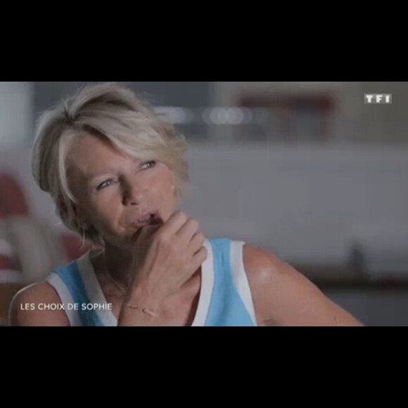 L'animatrice Sophie Davant se livre dans Sept à Huit sur TF1 le dimanche 12 juillet 2015