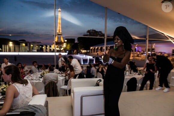 Exclusif - Khadja Nin - Soirée lors du Paris Eiffel Jumping au Champs-de-Mars, étape du Longines Global Champions Tour, durant laquelle était fêté le 20e anniversaire d'Electra Niarchos (20 ans). À Paris, le 4 juillet 2015.