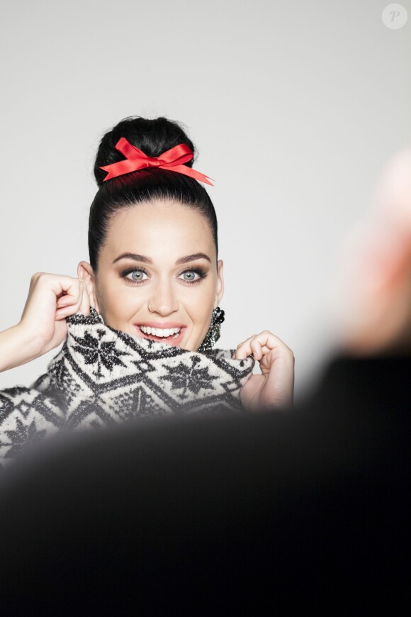 Katy Perry, visage de la Holiday Campaign d'H&M pour les fêtes de fin d'année.