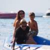 Dani Alves, la star du FC Barcelone en vacances à Formentera avec sa compagne Joana Sanz et ses enfants Victoria et Daniel, le 15 juillet 2015