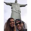 Dani Alves et Joana Sanz devant le Christ Rédempteur à Rio, photo publiée le 7 juillet 2015