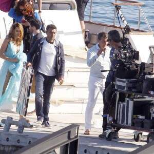 Antonio Banderas et sa compagne Nicole Kimpel - L'acteur Antonio Banderas tourne une publicité sur un yacht à Barcelone le 28 mai 2015.