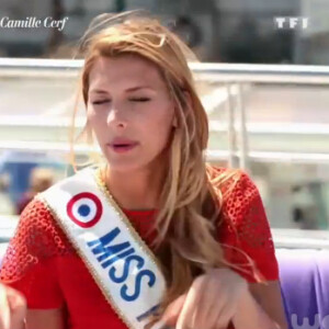 Camille Cerf, Miss France 2015, fait de drôles de confidences à Christophe Beaugrand dans 50 min inside sur TF1, le 19 juillet 2015.