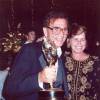 Alex Rocco avec son Emmy Award pour The Famous Teddy Z. (photo postée le 18 juillet 2015)