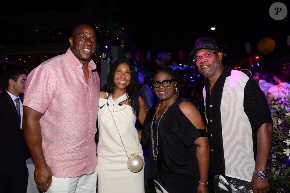Exclusif - Magic Johnson et sa femme Earlitha "Cookie" Kelly, Samuel L. Jackson et sa femme Latanya Richardson lors de la soirée Denise Rich dans le port de Saint-Tropez, le 19 juillet 2015