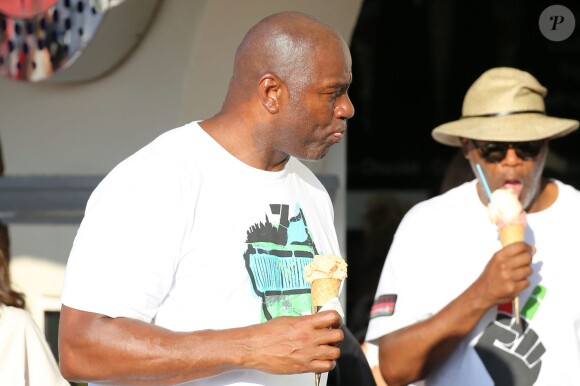 Magic Johnson et Samuel L. Jackson sur le port de Saint-Tropez, le 19 juillet 2015