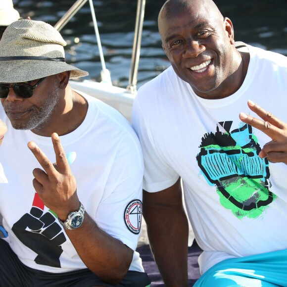 Samuel L. Jackson et  Magic Johnson sur le port de Saint-Tropez, le 19 juillet 2015