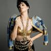Katy Perry devient l'égérie de la marque Moschino en posant pour la nouvelle campagne de la marque italienne le 15 juin 2015. 