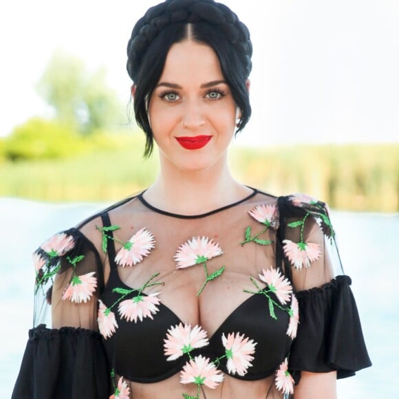 Katy Perry lors du Coach and Harpers Bazaar Brunch à Soho Desert House, La Quinta, le 11 avril 2015