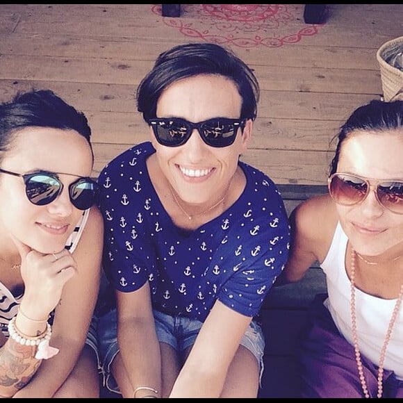 Alizée et Grégoire : La star profite de ses cousines