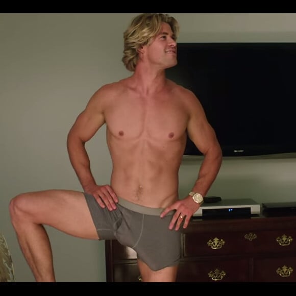 Chris Hemsworth et ses atours dans Vive les vacances (Vacation)