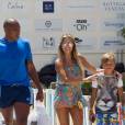 Sylvie Meis, son fils Damian et son compagnon Maurice Mobetie en vacances à Ibiza, le 29 juillet 2015.