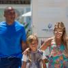 Sylvie Meis, son fils Damian Van Der Vaart et son compagnon Maurice Mobetie sont en vacances à Ibiza, le 29 juillet 2015.
