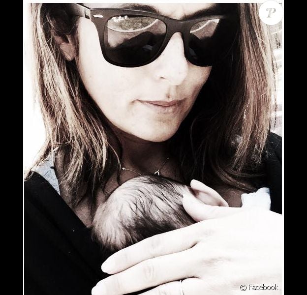 Faustine Bollaert Premier Selfie Avec Son Bebe Peter Purepeople