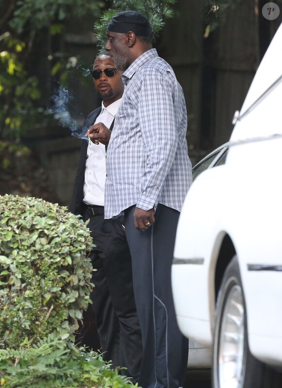 Guests - La famille et les amis de Bobbi Kristina Brown au "Murray Brothers Funeral Home " à Atlanta. Plus de trois ans après la disparition de sa mère, Bobbi Kristina Brown, fille unique de la légende de la pop music Whitney Houston et du chanteur Bobby Brown, est morte dimanche à l'âge de 22 ans le 26 juillet dernier, dans un hôpital à Duluth, en Géorgie. Le 31 juillet 2015 