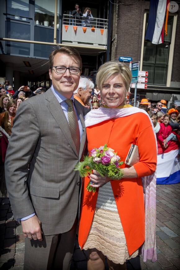 Constantijn et Laurentien des Pays-Bas le 27 avril 2015 à Dordrecht pour l'anniversaire du roi Willem-Alexander.
