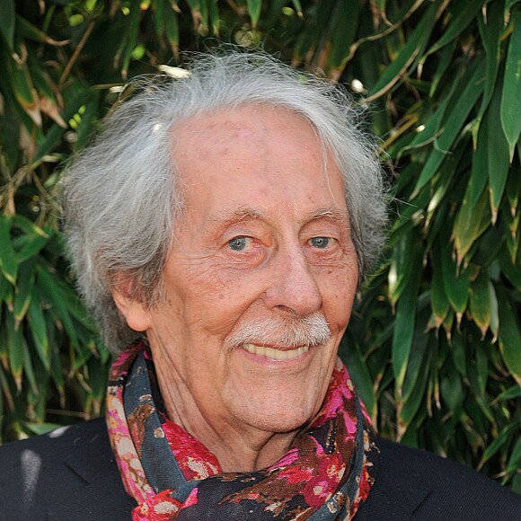 Jean Rochefort - Jour 10 - People aux Internationaux de France de tennis de Roland Garros lors du match de Jo-Wilfrid Tsonga contre Roger Federer le 4 juin 2013.04/06/2013 - Paris