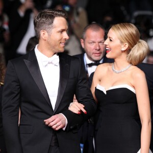 Blake Lively et son mari Ryan Reynolds - Montée des marches du film "Captives" lors du 67e Festival du film de Cannes,le 16 mai 2014