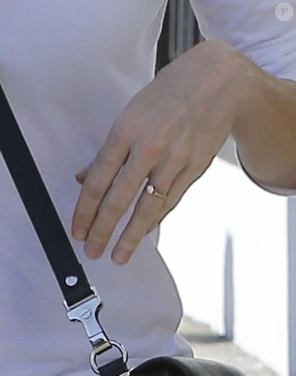 Jennifer Carpenter porte toujours sa bague de fiançailles aux doigts, samedi 8 août 2015.