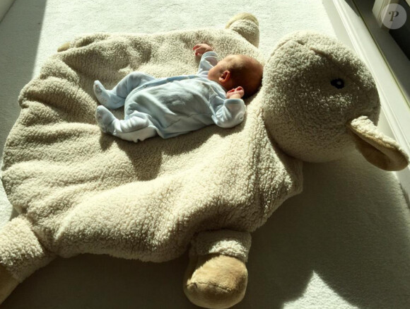 Ace Roman, le deuxième enfant de Thomas Vermaelen et Polly Parsons, né en août 2015.