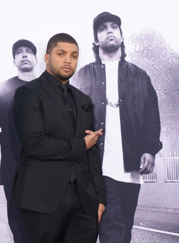 L'acteur O'Shea Jackson Jr. (fils d'Ice Cube, qu'il incarne sur grand écran) assiste à l'avant-première du film "Straight Outta Compton" au Microsoft Theater. Los Angeles, le 10 août 2015.